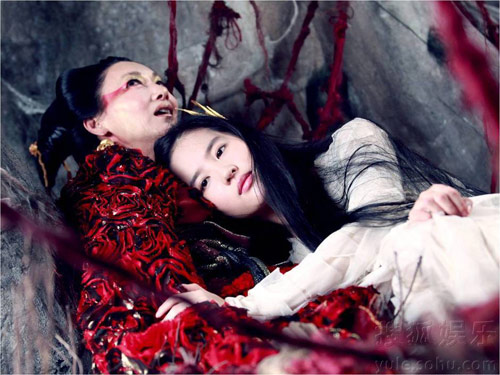 Liu Yifei and Kara Hui (Chinese Ghost Story)