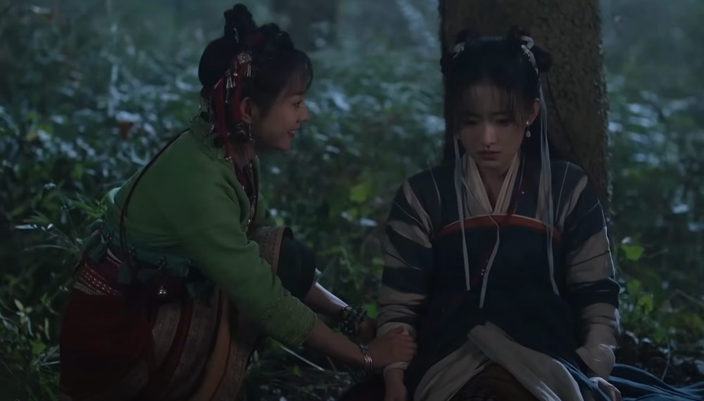 Hu Yi Xuan as Anu and Yang Yutong as Zhao Ling'er (Sword and Fairy 2024)